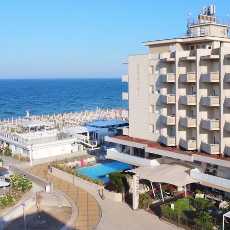 Hotel Benini Морской Милан Экстерьер фото
