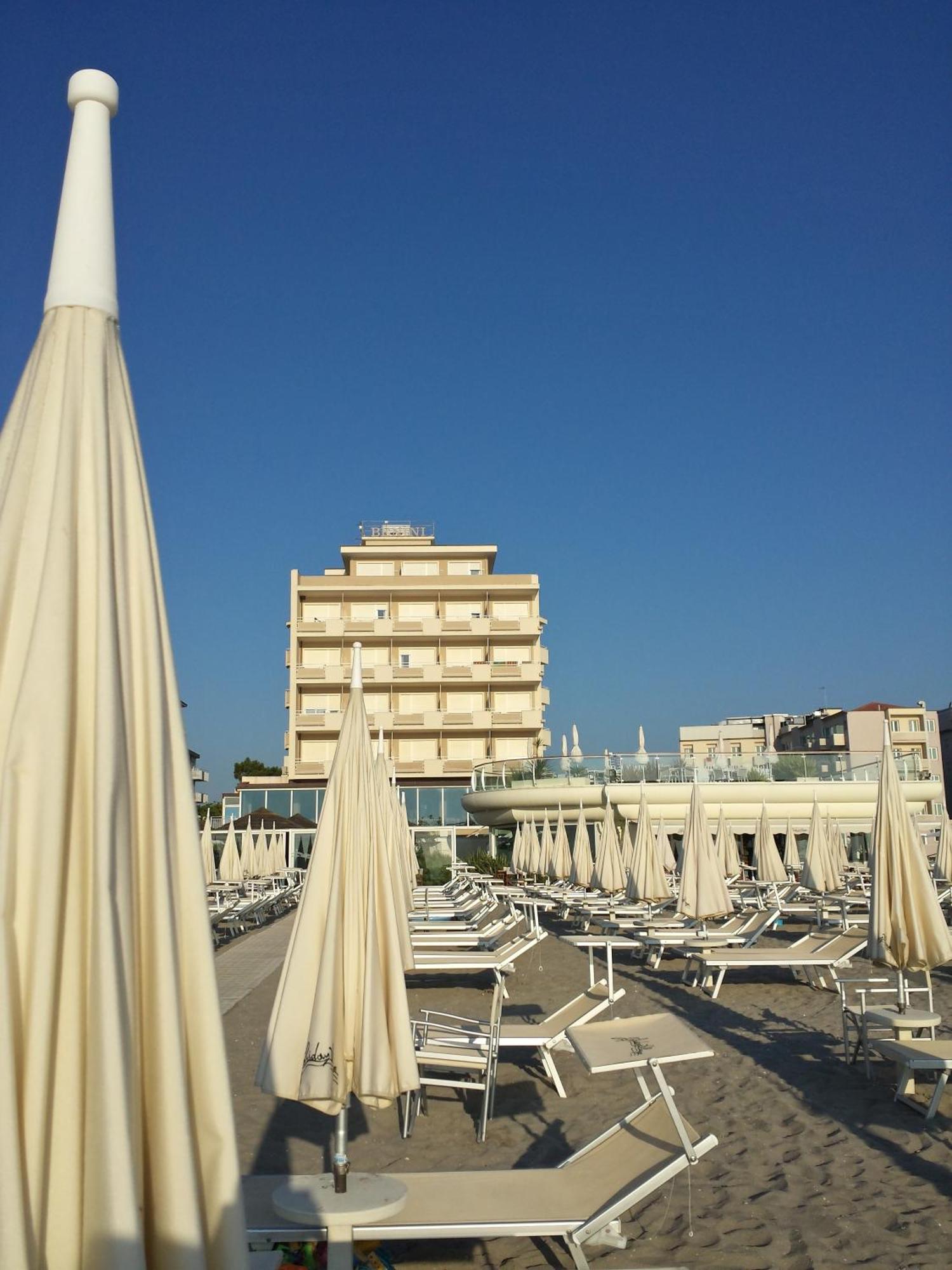 Hotel Benini Морской Милан Экстерьер фото