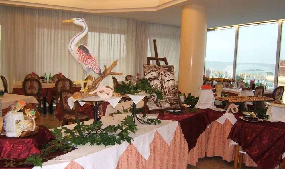 Hotel Benini Морской Милан Экстерьер фото